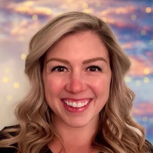 Meet your Posher, Korinda